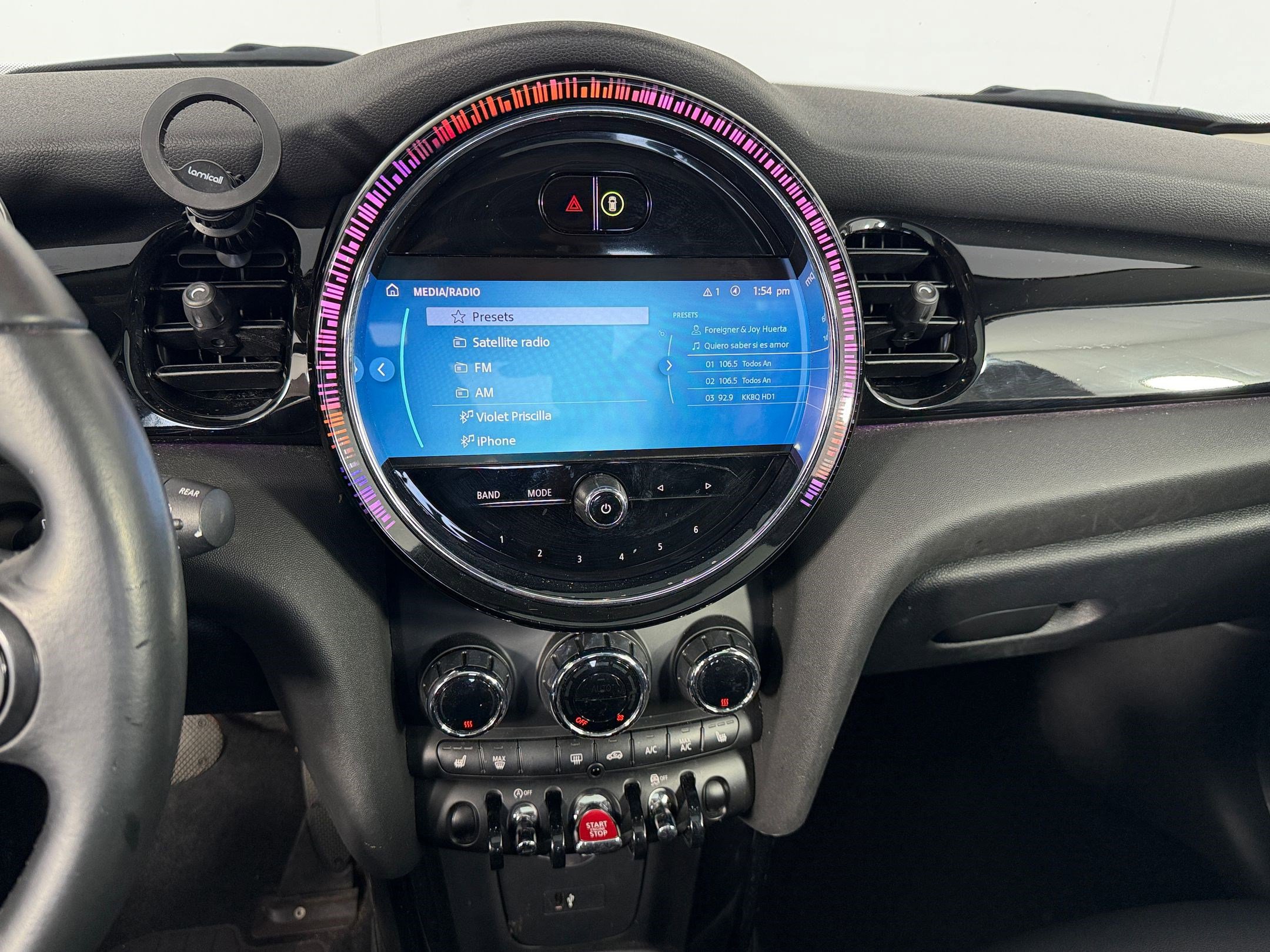 Used 2023 MINI Cooper 2-Door Hardtop image 23