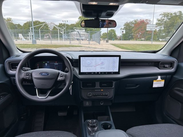 New 2025 Ford Maverick XL image 21