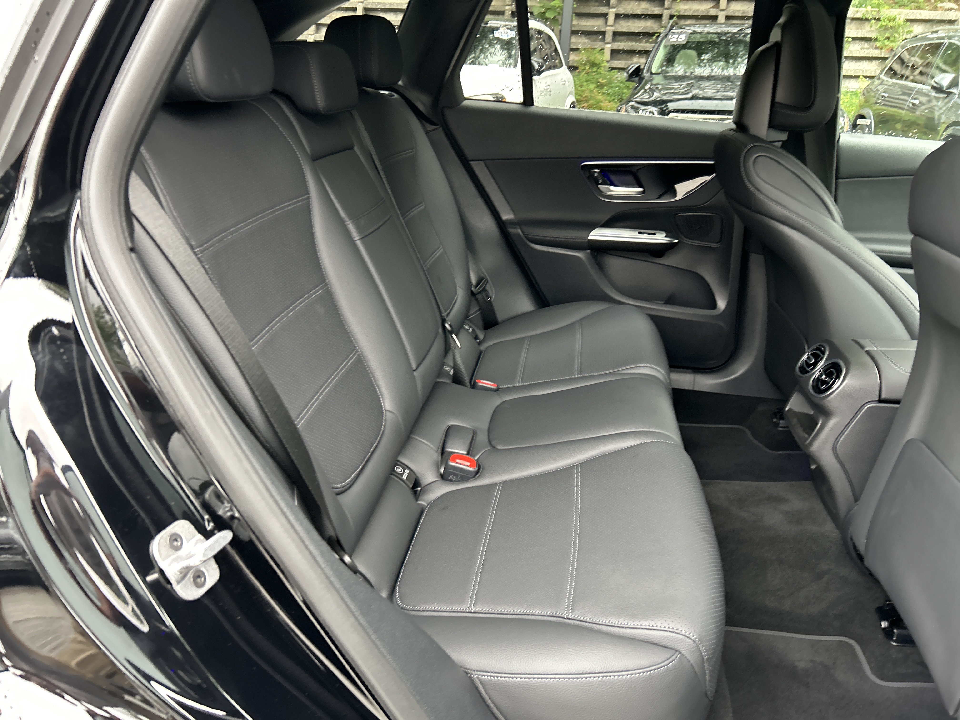 Certified 2026 Mercedes-Benz GLC 300 4MATIC image 43