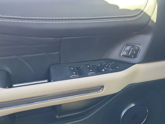 Certified 2023 Ford Expedition Platinum AWD/4WD image 14