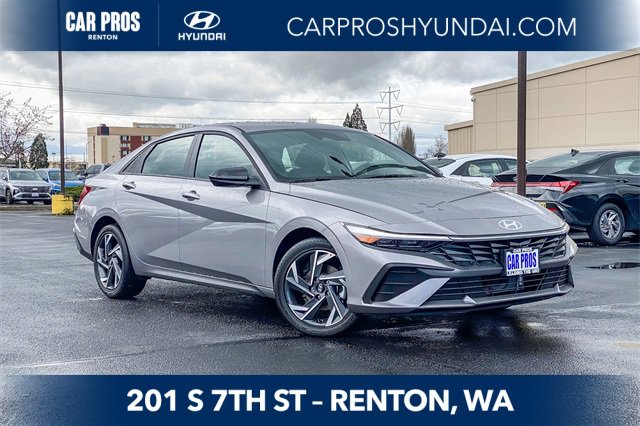 New 2025 Hyundai Elantra SEL