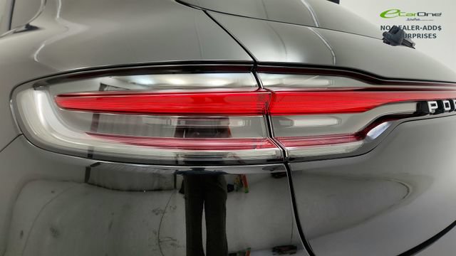 Used 2024 Porsche Macan S AWD/4WD image 27
