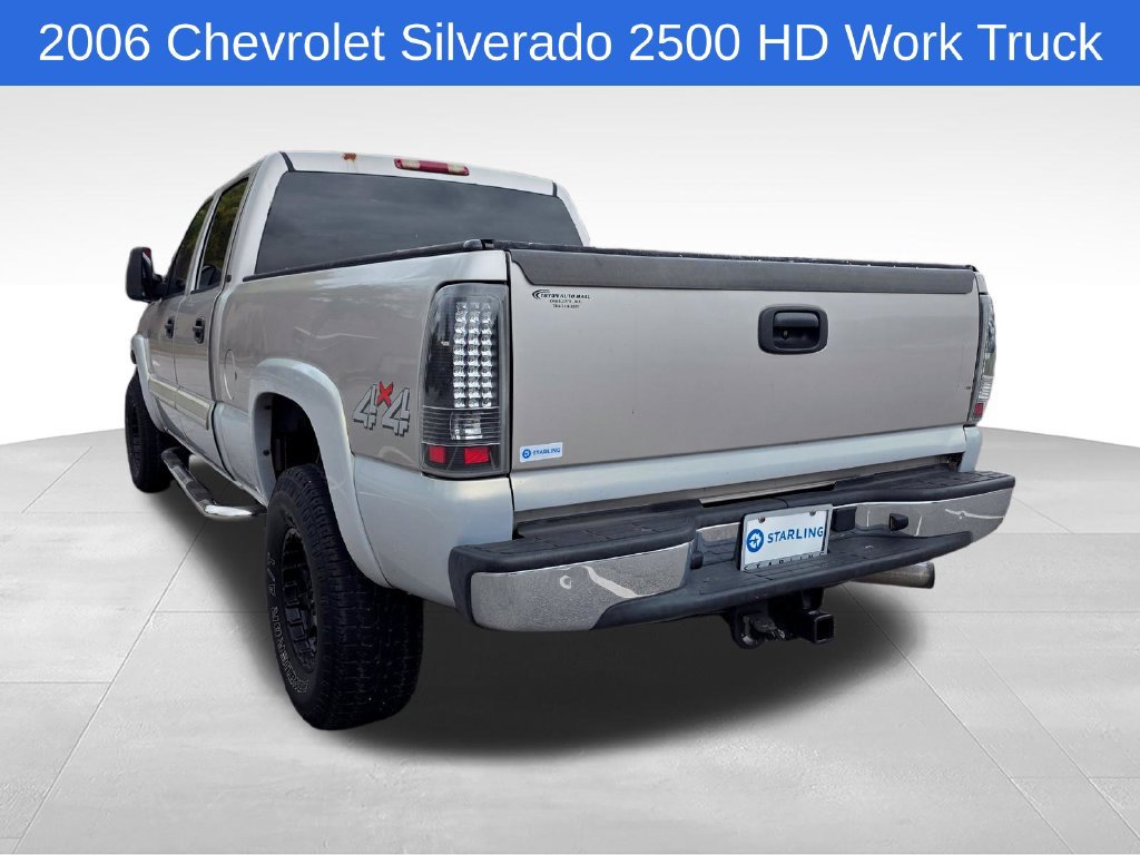 Used 2006 Chevrolet Silverado 2500 W/T w/ Skid Plate Package AWD/4WD image 7