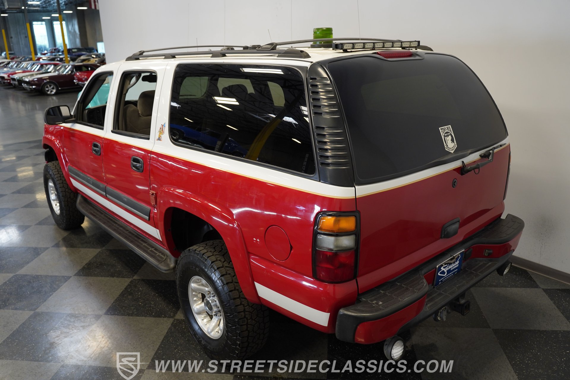 Used 2004 Chevrolet Suburban 2500 LS w/ Suspension Package, Autoride AWD/4WD image 27
