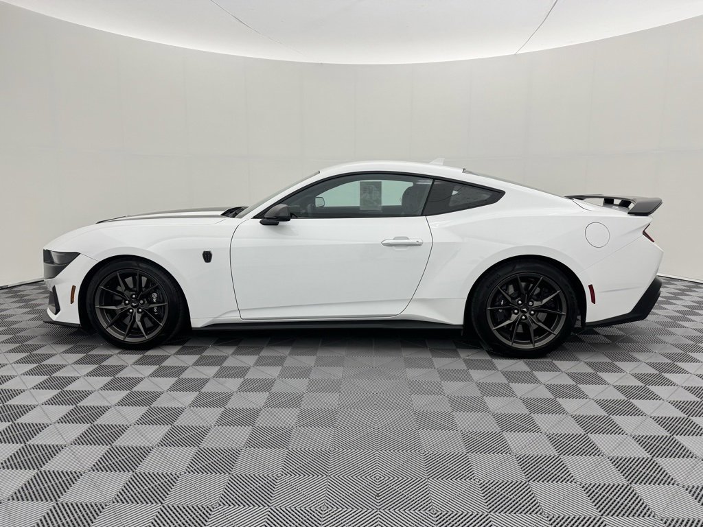 Used 2024 Ford Mustang Dark Horse image 5