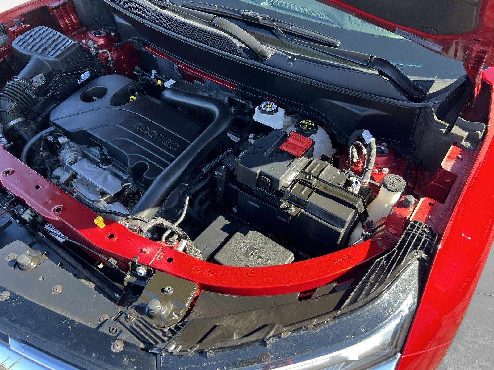 Used 2025 Chevrolet Equinox LT image 43