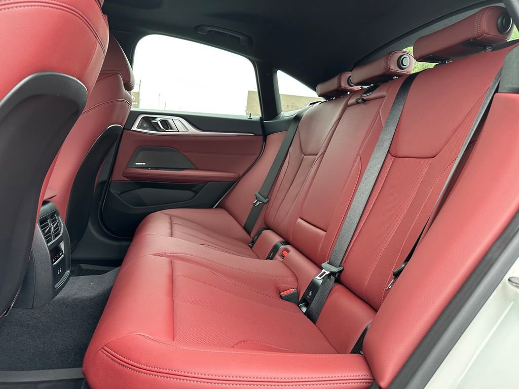 Used 2026 BMW i4 eDrive40 w/ M Sport Package image 19