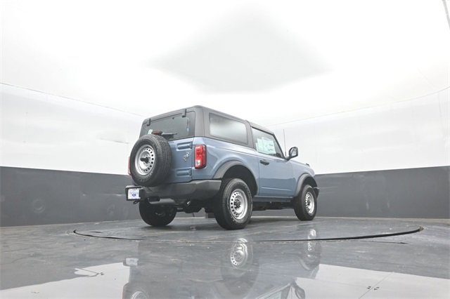 New 2025 Ford Bronco Base image 30