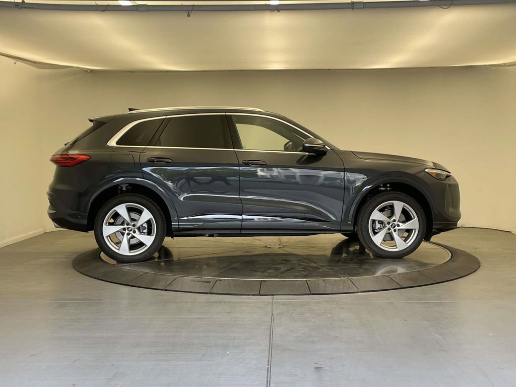 New 2025 Audi Q5 Premium Plus image 7