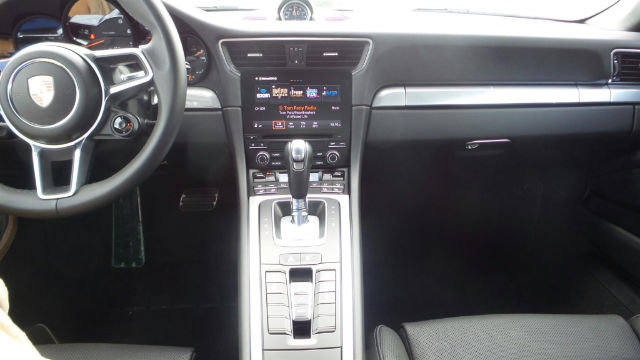 Certified 2017 Porsche 911 Carrera image 9
