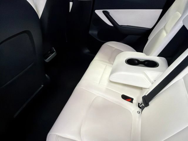 Used 2022 Tesla Model Y Performance AWD/4WD image 37