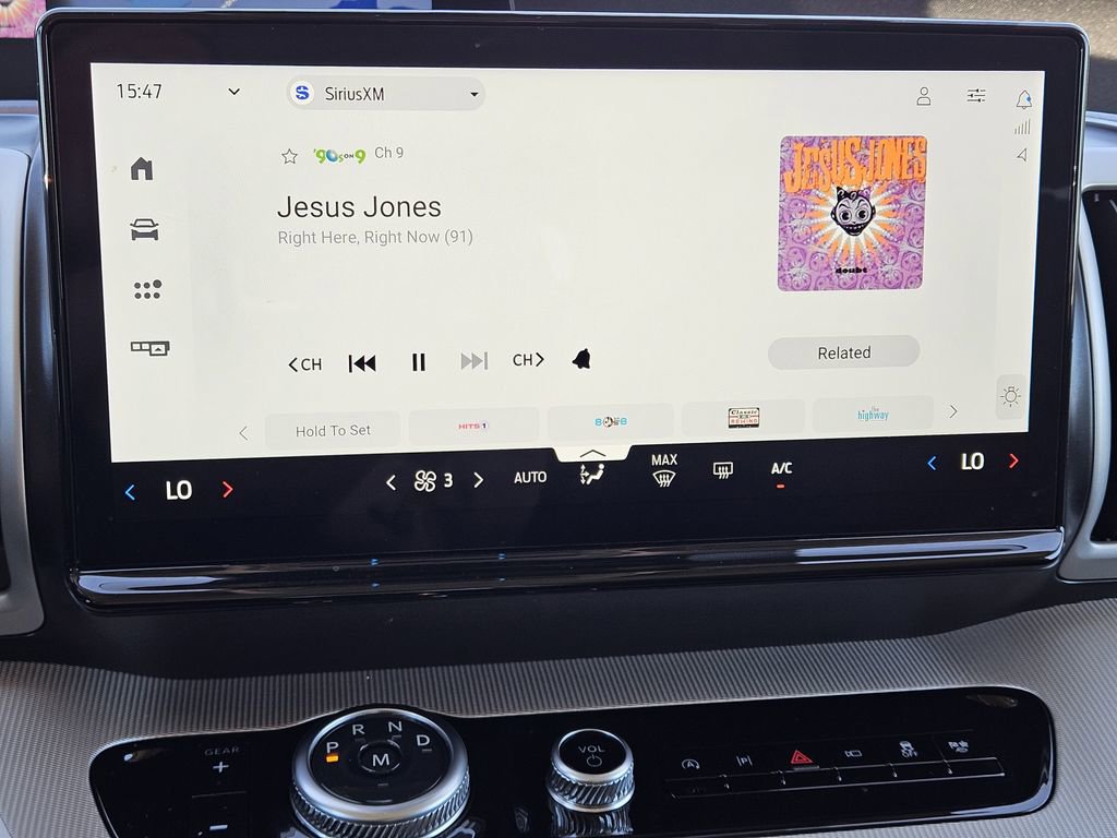 Used 2025 Ford Expedition Active image 23