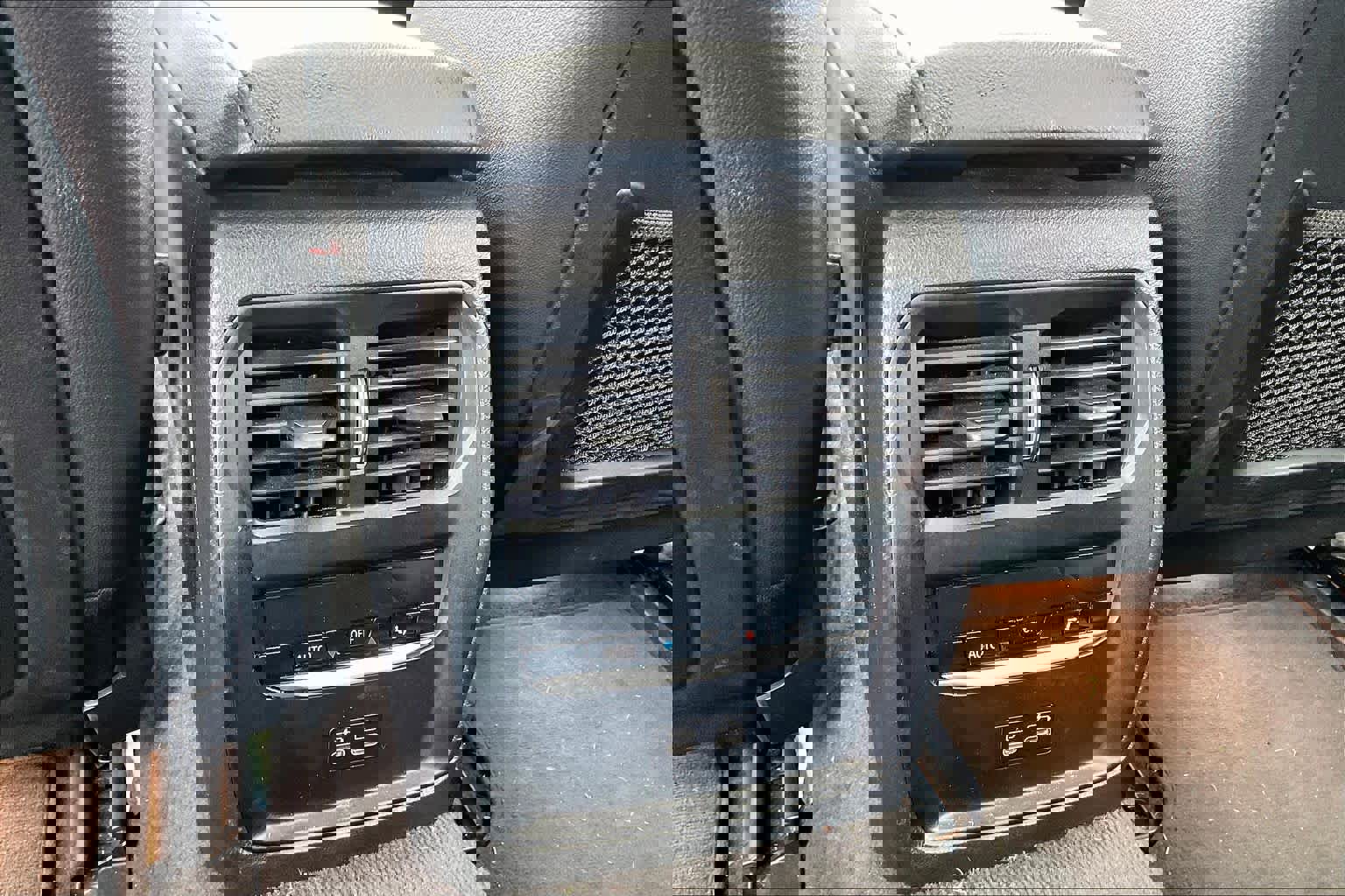 Used 2023 BMW i4 eDrive35 w/ Premium Package image 33