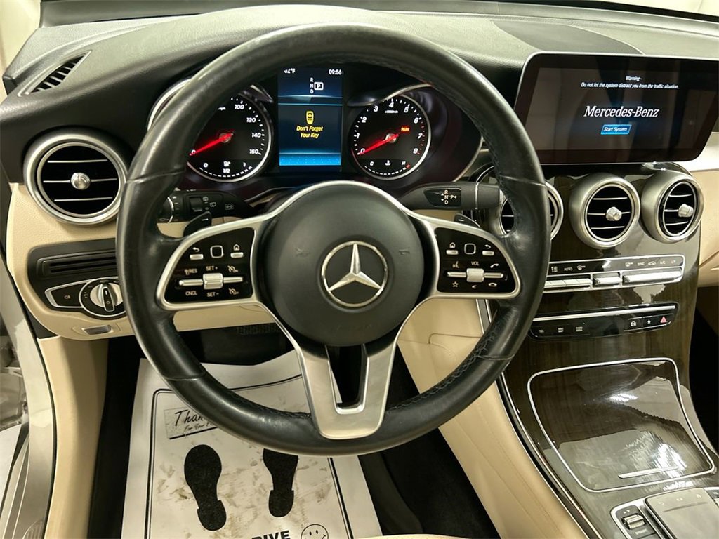 Used 2020 Mercedes-Benz GLC 300 4MATIC image 4