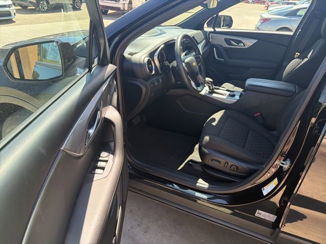 Used 2022 Chevrolet Blazer LT FWD image 10