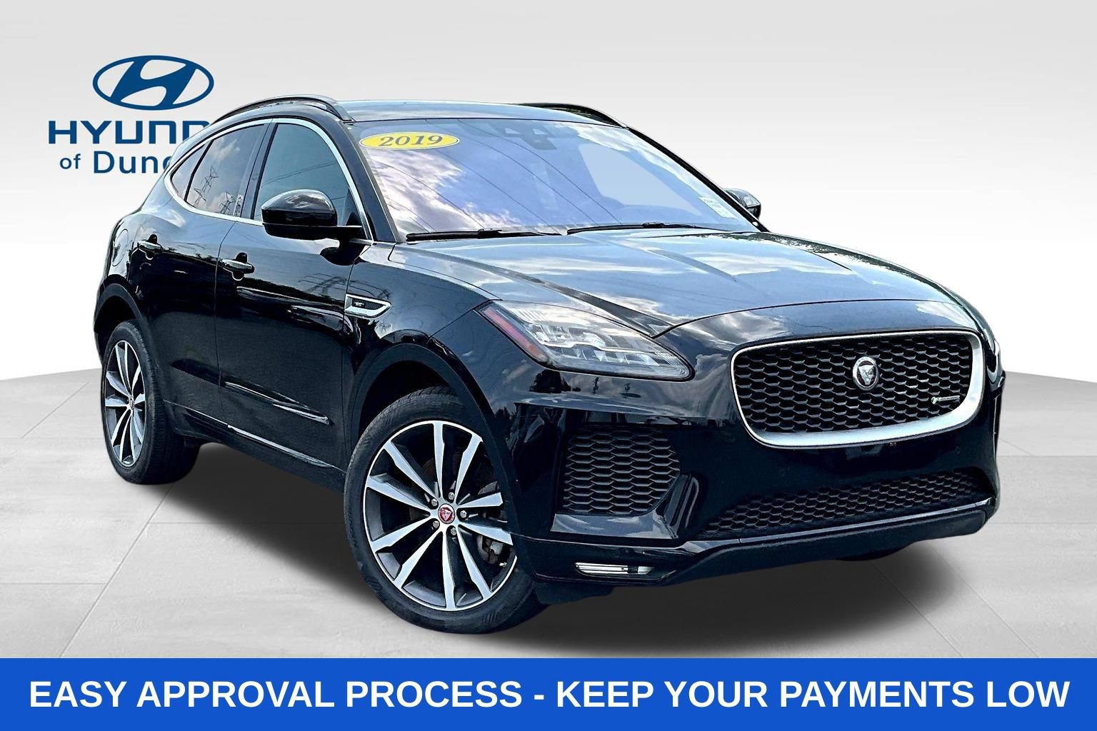 Used 2019 Jaguar E-PACE R-Dynamic SE AWD/4WD image 3