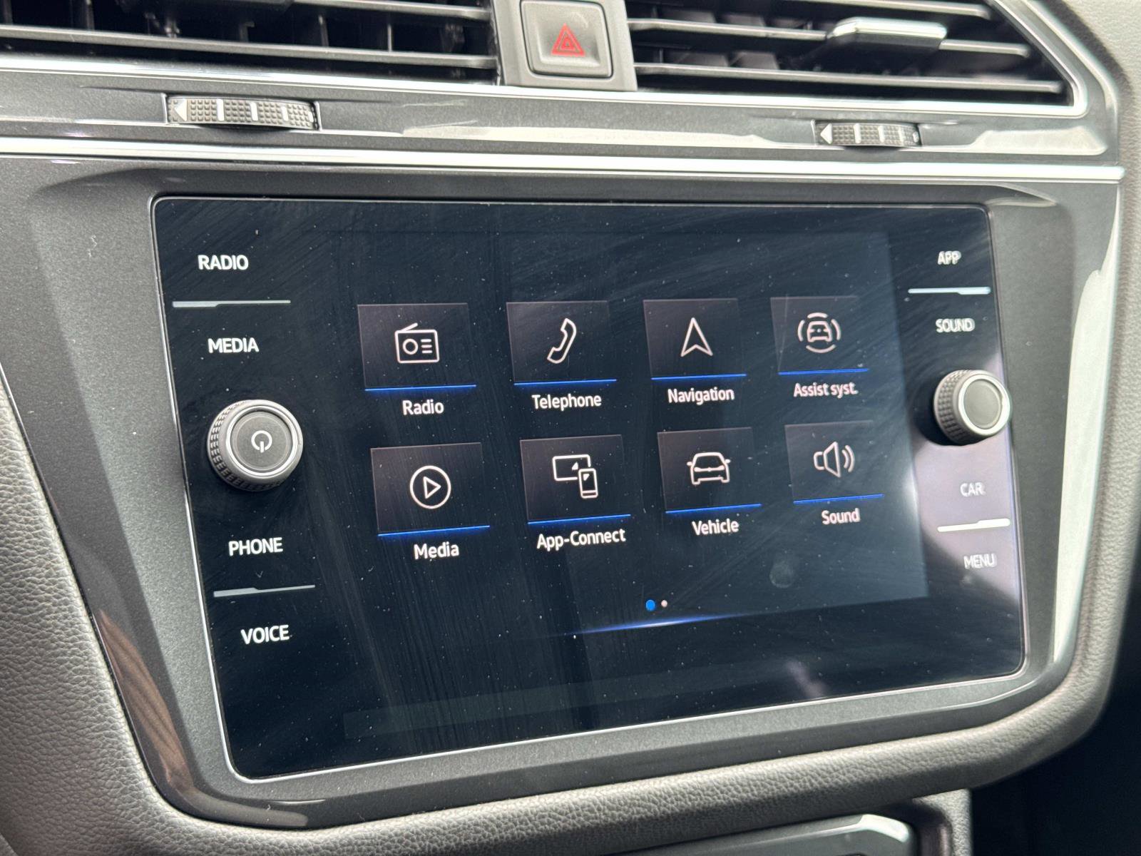 Certified 2023 Volkswagen Tiguan SE R-Line image 13