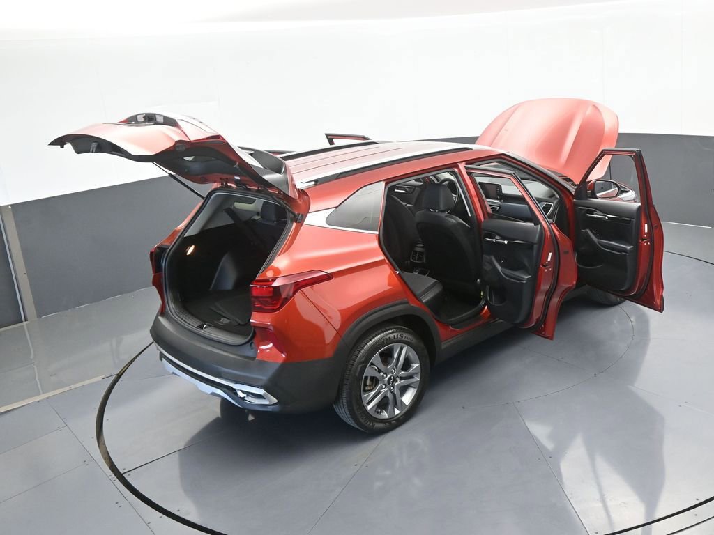 Used 2023 Kia Seltos S image 61