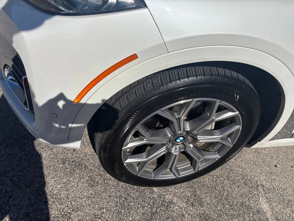 Used 2019 BMW X7 xDrive50i w/ Luxury Seating Package AWD/4WD image 9