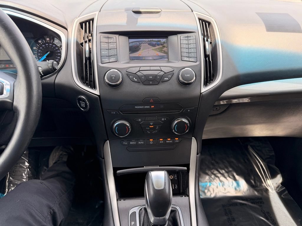 Used 2015 Ford Edge SEL FWD image 3