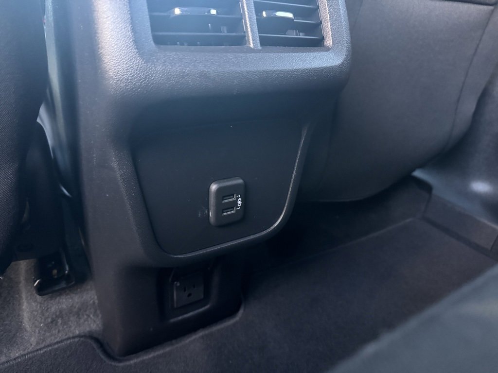 Used 2023 Chevrolet Equinox LT image 22
