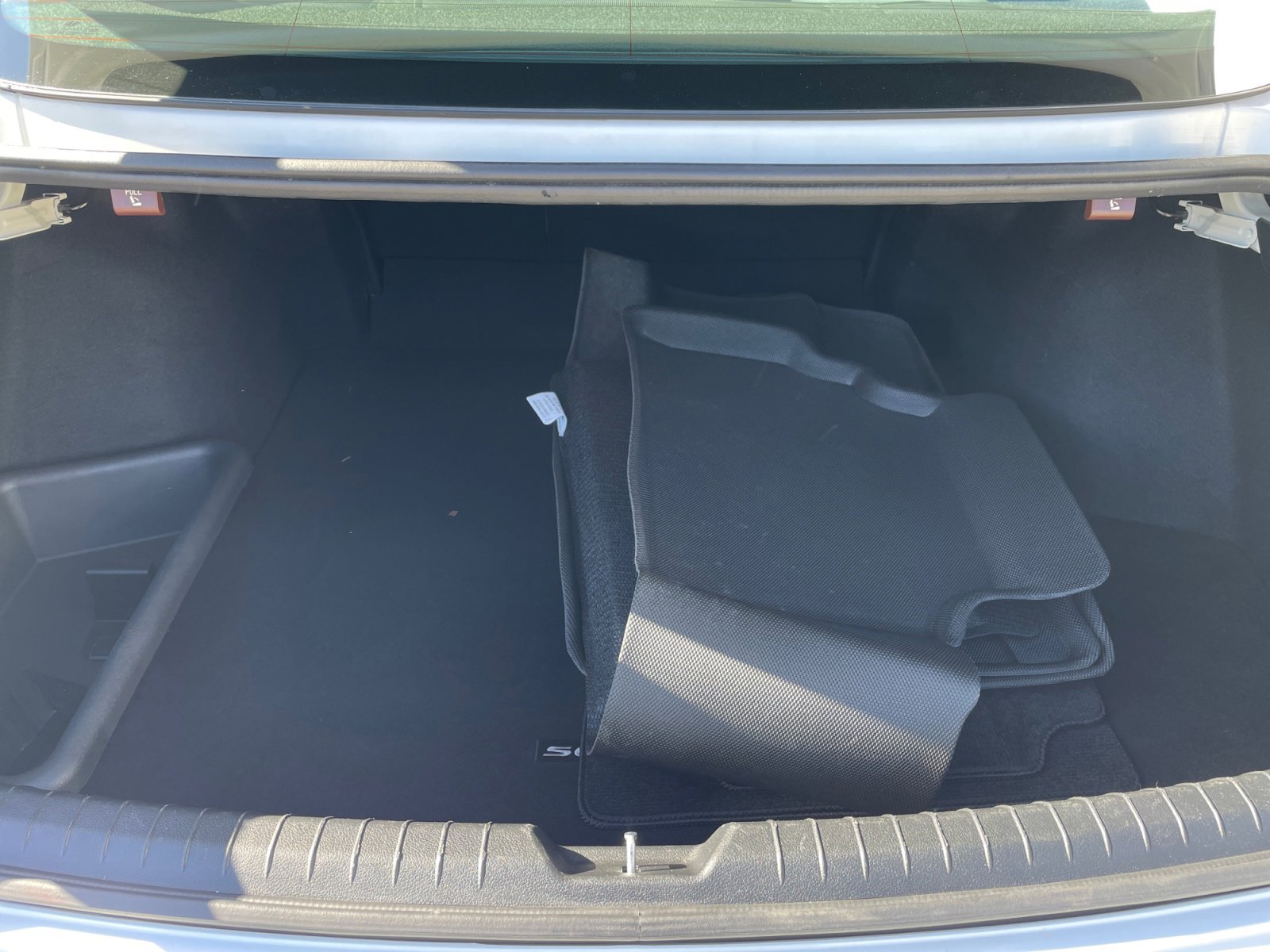 Used 2023 Hyundai Sonata SEL w/ Cargo Package image 5