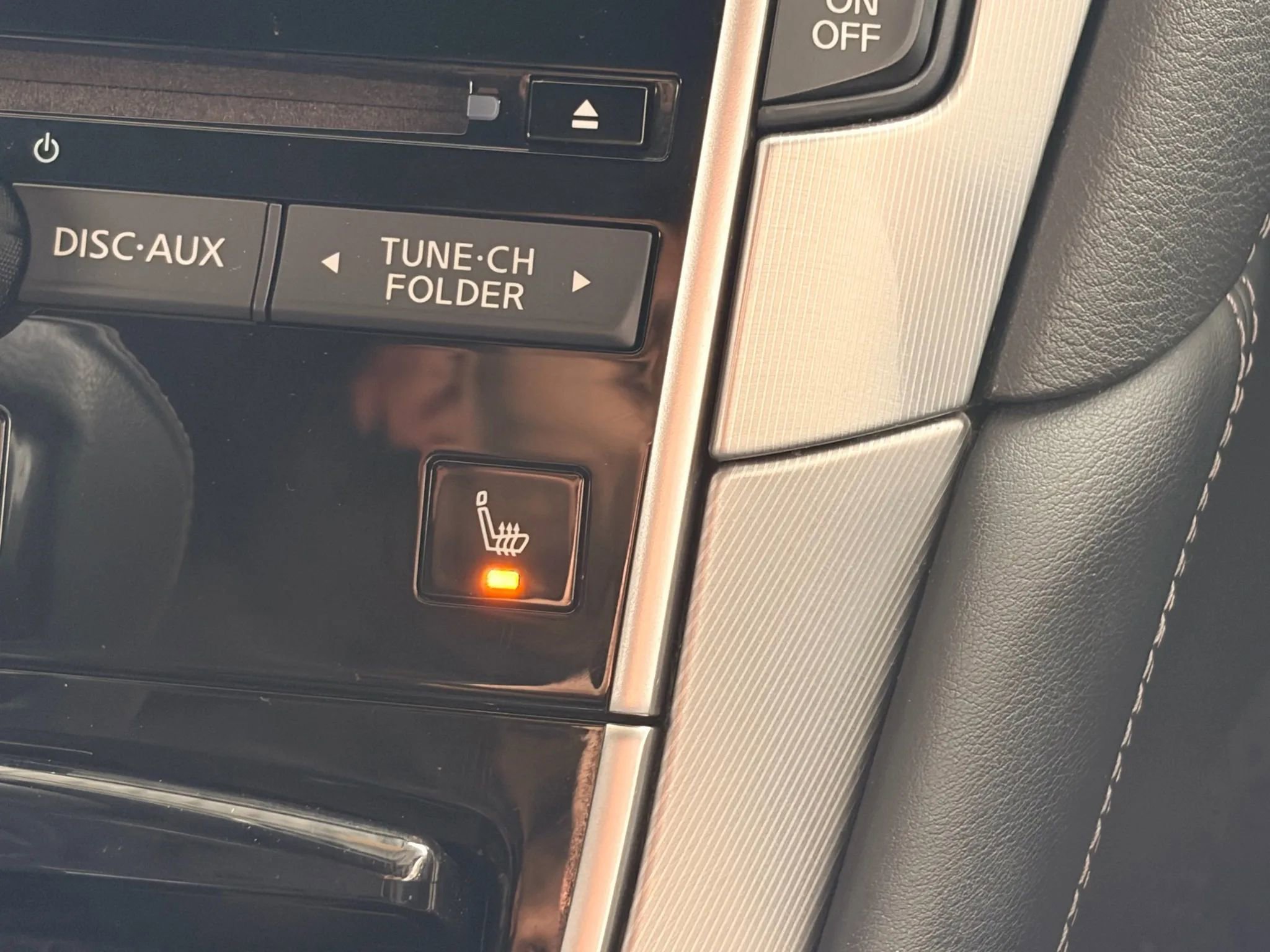 Used 2018 INFINITI Q60 3.0t Luxe w/ Sensory Package 3.0T Luxe image 74