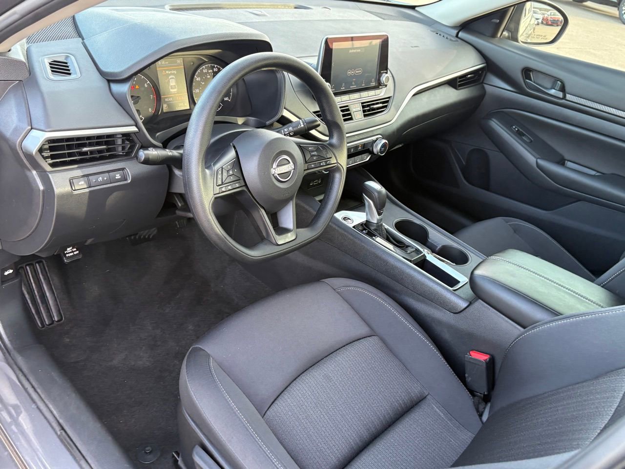 Used 2025 Nissan Altima 2.5 S image 15