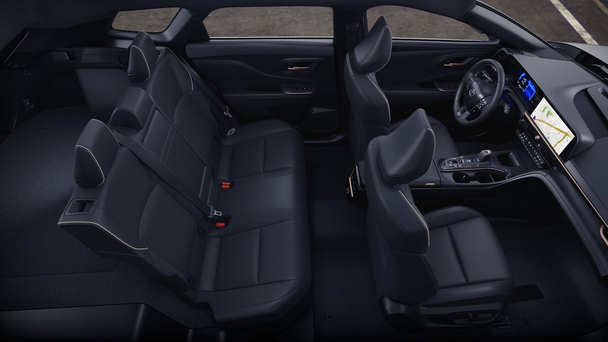 New 2026 Toyota Crown Signia AWD/4WD image 22