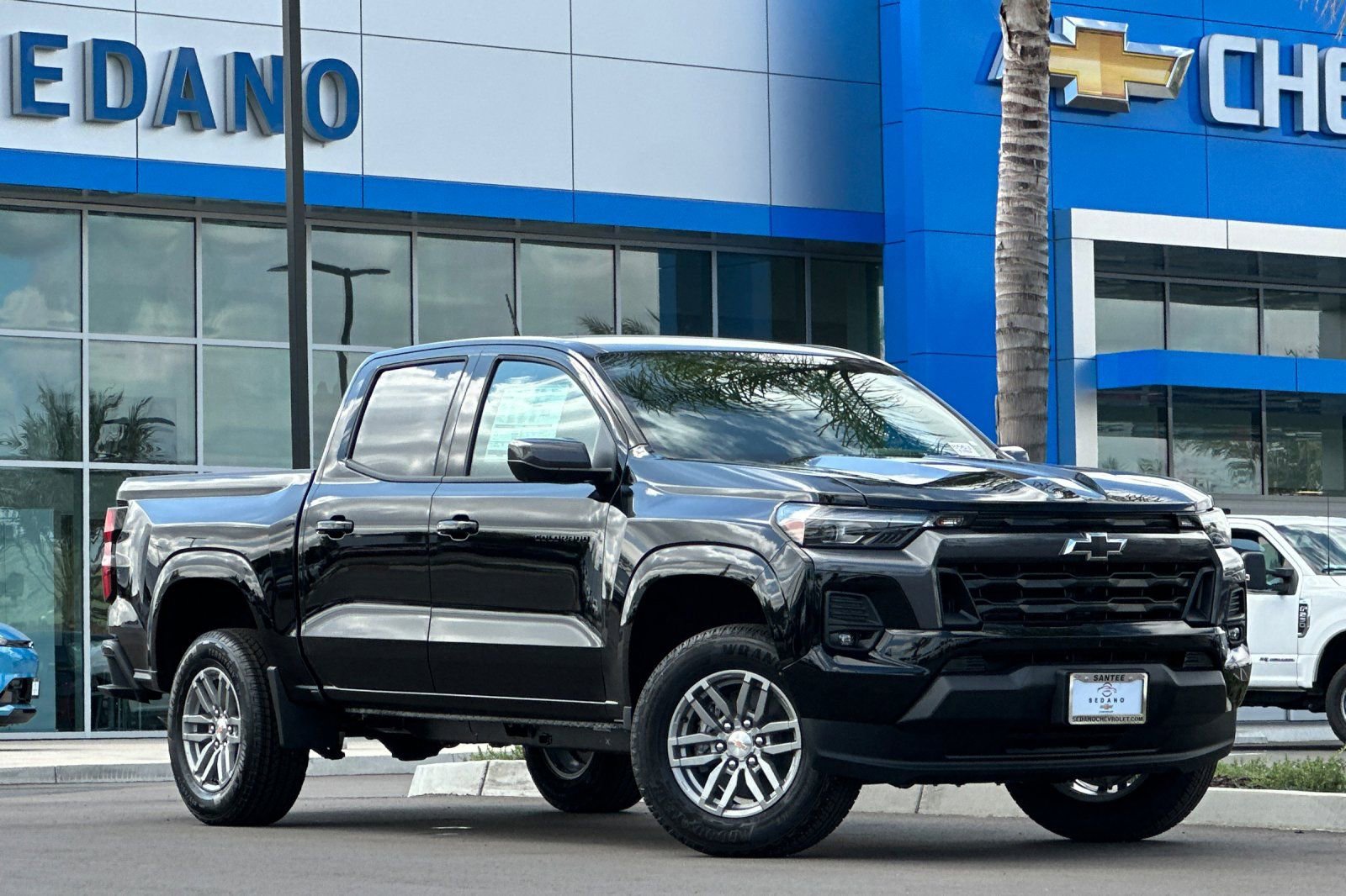 New 2026 Chevrolet Colorado LT w/ LT Convenience Package image 2