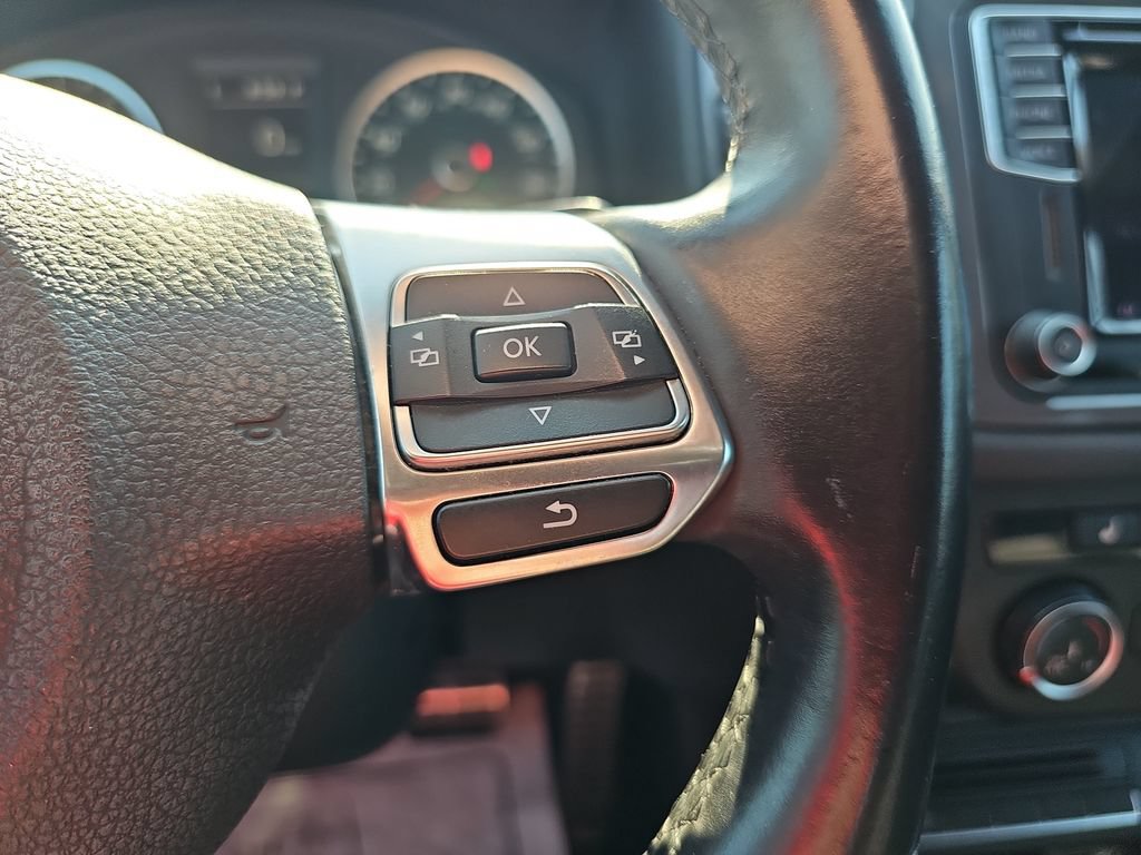 Used 2016 Volkswagen Tiguan R-Line AWD/4WD image 18