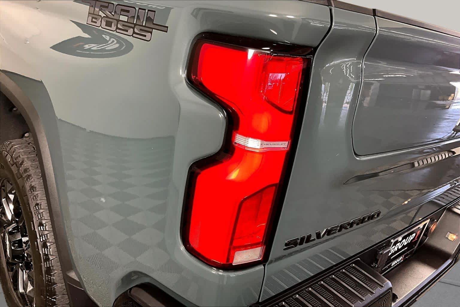 Used 2026 Chevrolet Silverado 2500 LTZ w/ LTZ Plus Package AWD/4WD image 27
