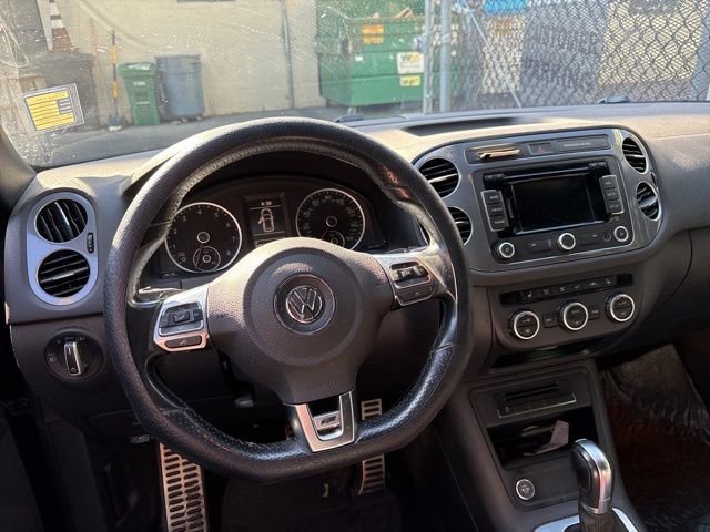 Used 2015 Volkswagen Tiguan R-Line FWD image 6