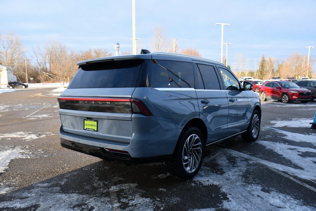 New 2025 Lincoln Navigator Reserve image 6