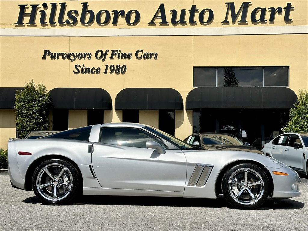 Used 2011 Chevrolet Corvette Grand Sport w/ Preferred Equipment Group RWD image 5