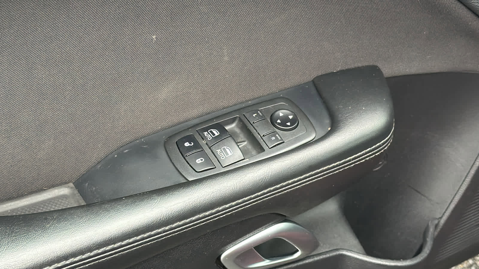 Used 2019 Dodge Challenger SXT w/ Blacktop Package image 22