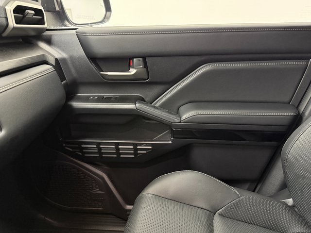 Used 2025 Toyota 4Runner Limited image 22