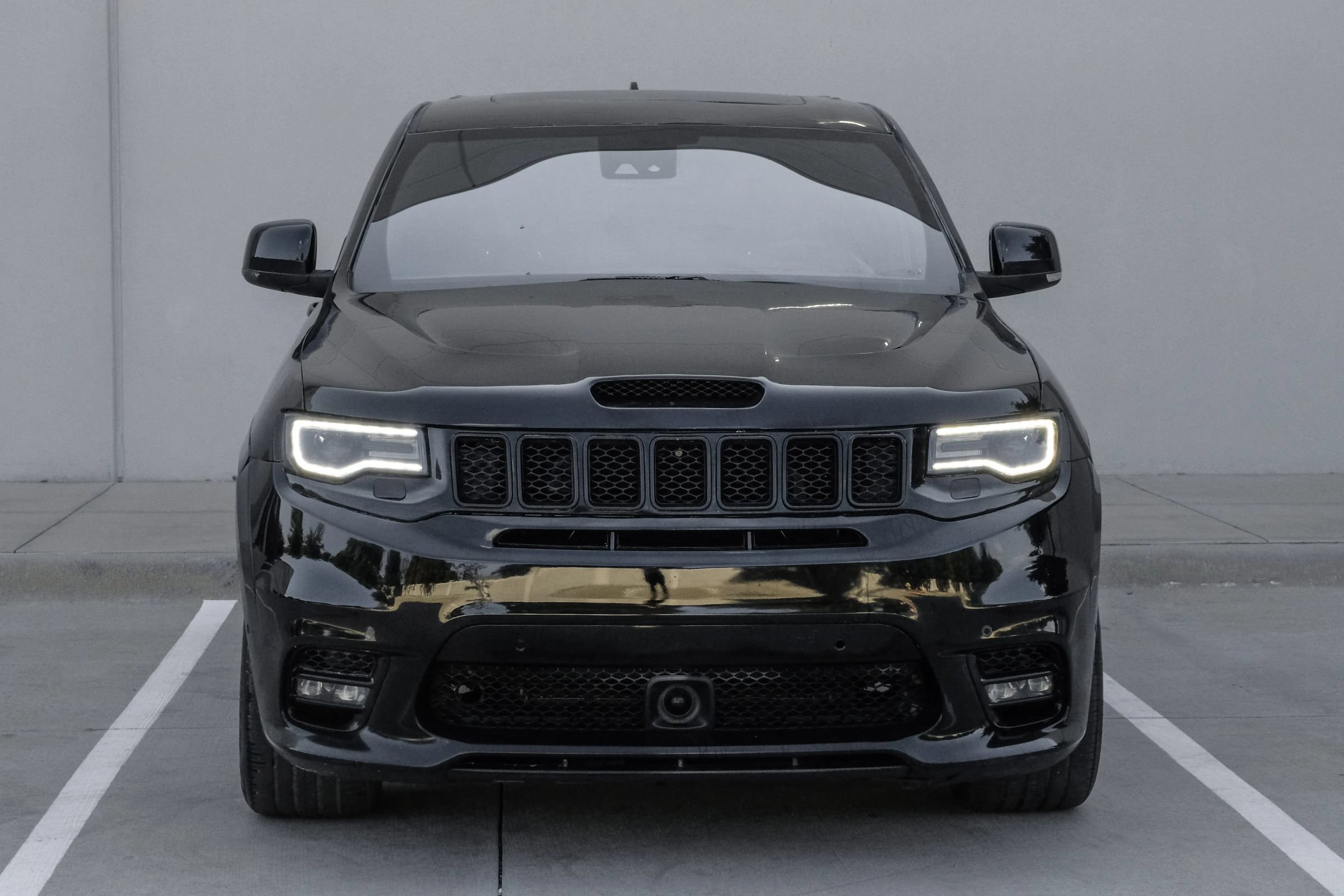 Used 2020 Jeep Grand Cherokee SRT AWD/4WD image 6
