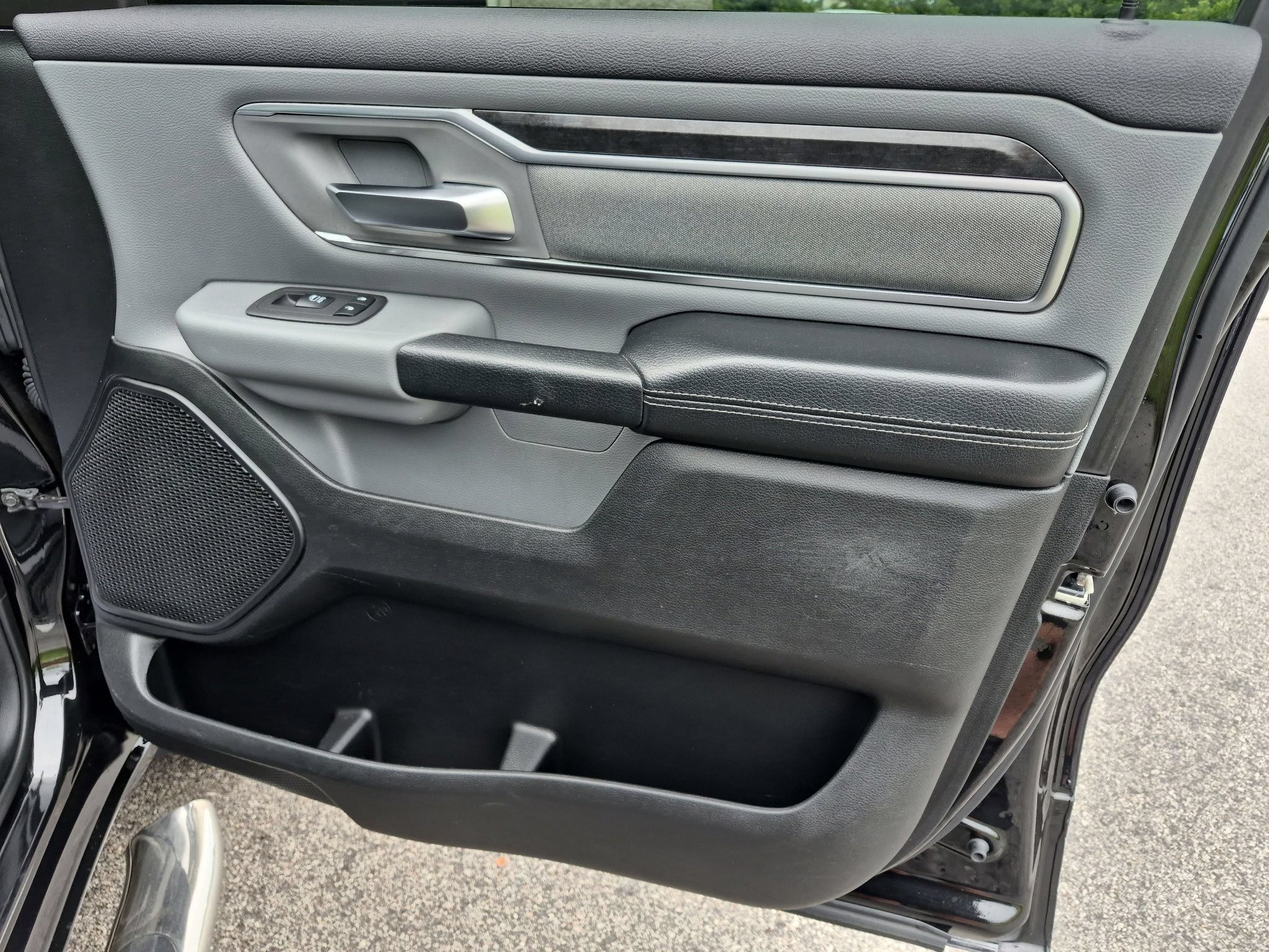 Used 2019 RAM 1500 Big Horn AWD/4WD image 30