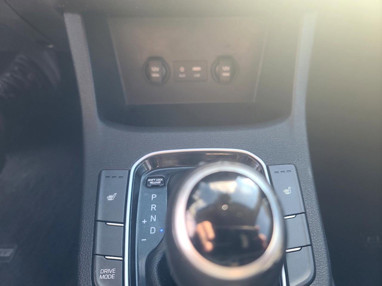Used 2018 Hyundai Elantra GT w/ Style Package 02 FWD image 19