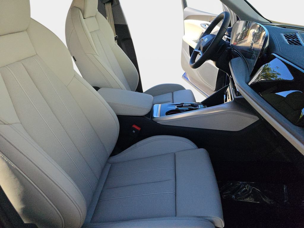 Used 2025 Audi Q5 Premium w/ Premium Plus AWD/4WD image 10