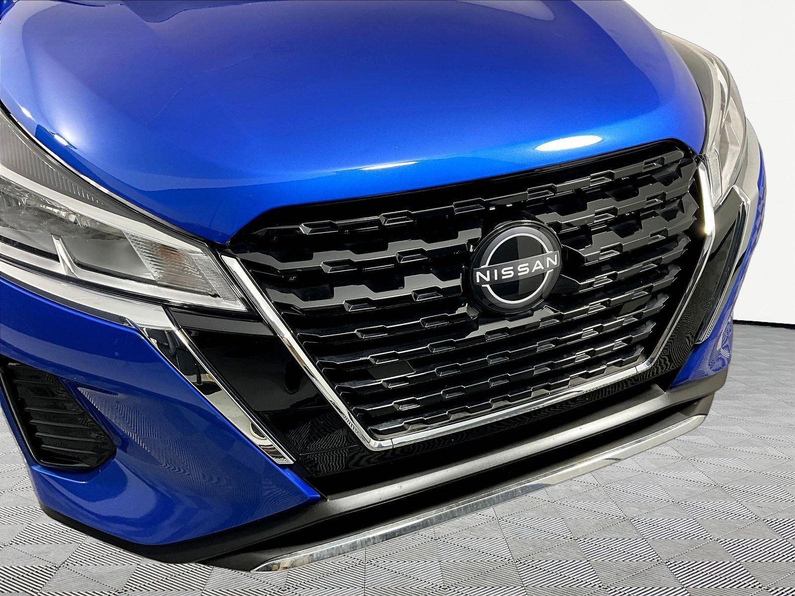 Certified 2023 Nissan Kicks SV FWD image 32
