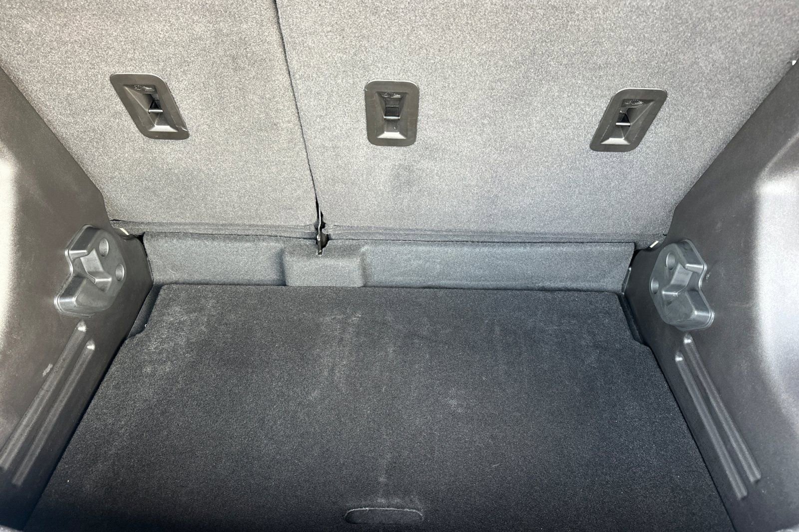 Used 2022 Chevrolet Bolt LT image 17