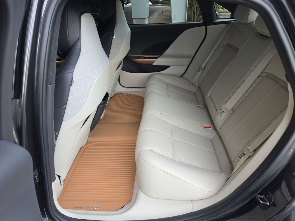 Used 2023 Lucid Air Grand Touring AWD/4WD image 31