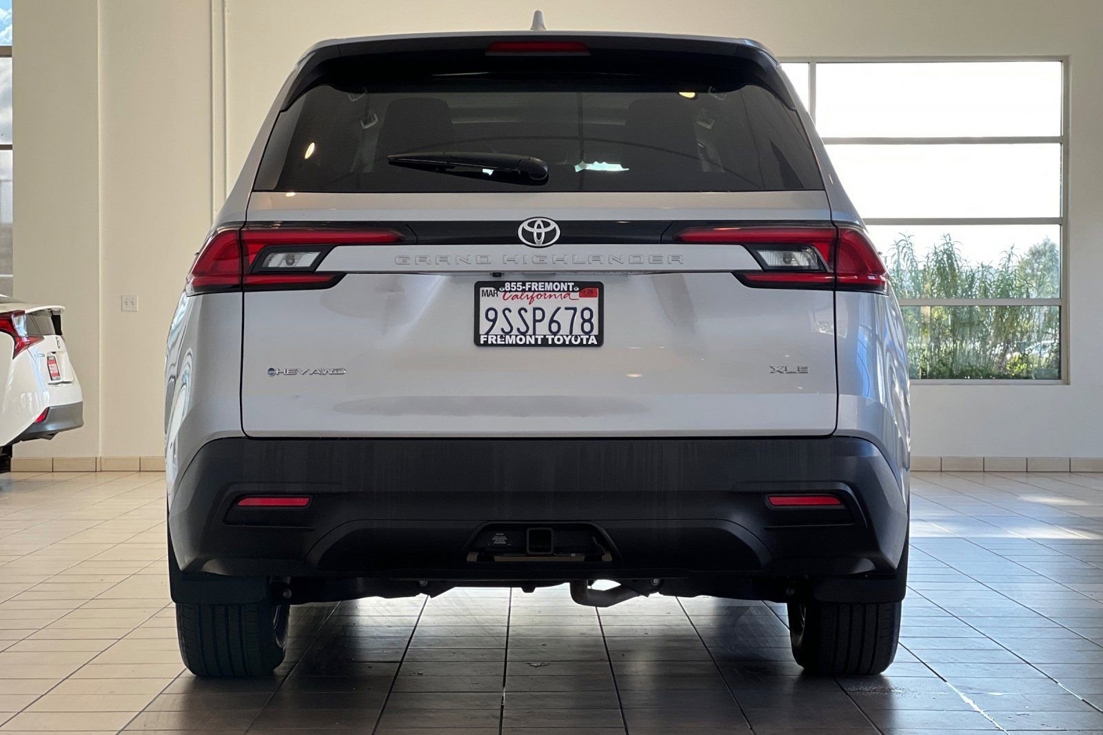 Certified 2025 Toyota Grand Highlander AWD Hybrid image 5