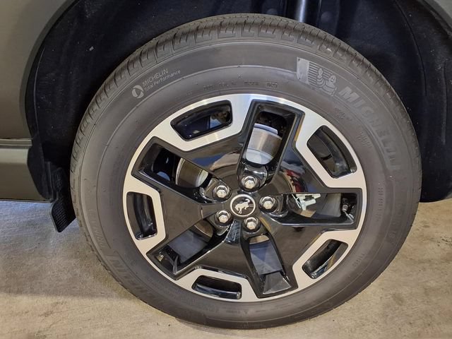 Used 2023 Ford Bronco Sport Outer Banks AWD/4WD image 21