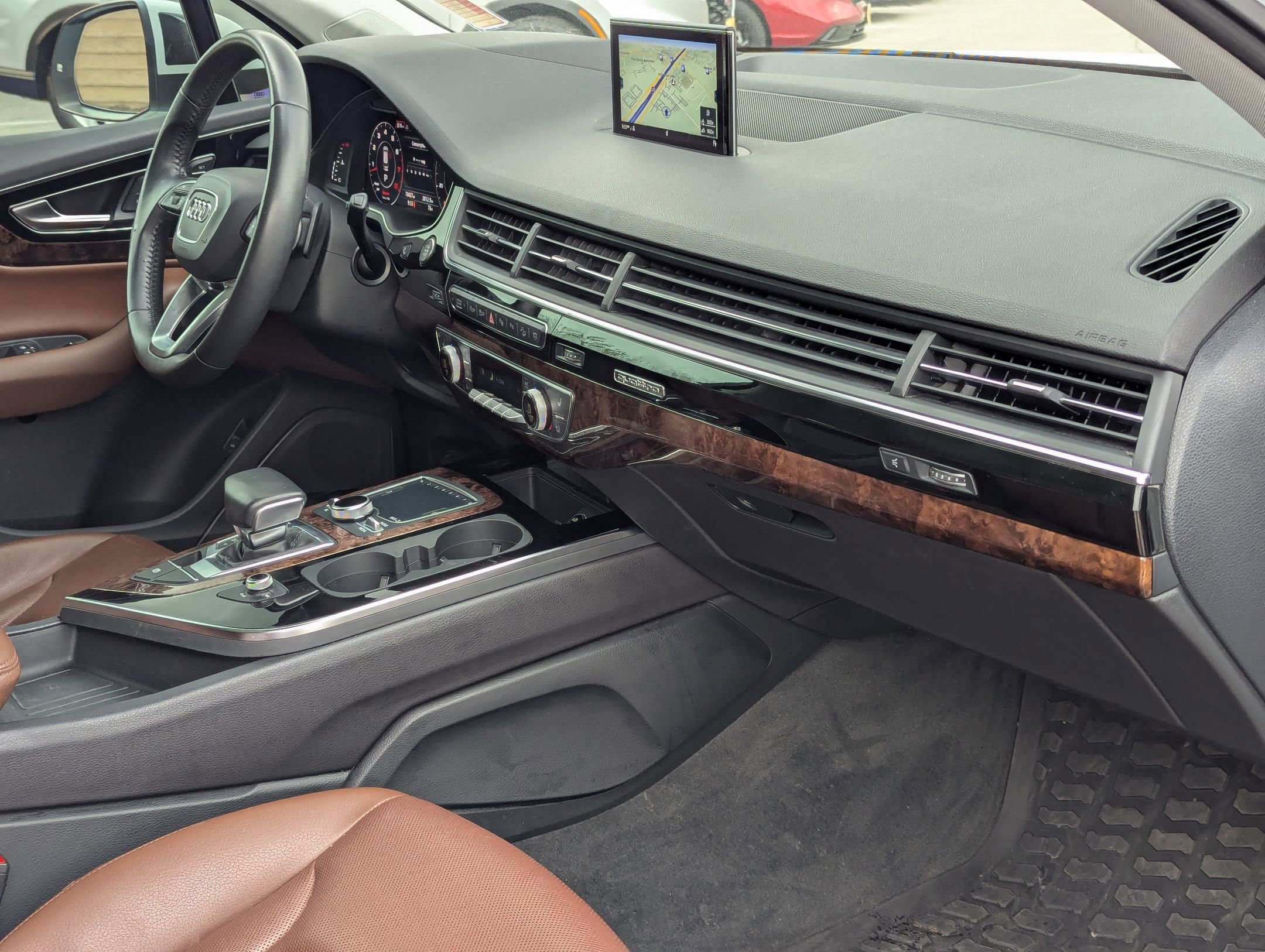 Used 2019 Audi Q7 3.0T Prestige w/ Prestige Package image 29