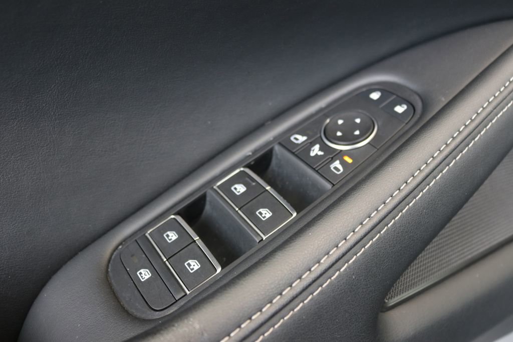 Certified 2025 INFINITI QX60 Pure image 15