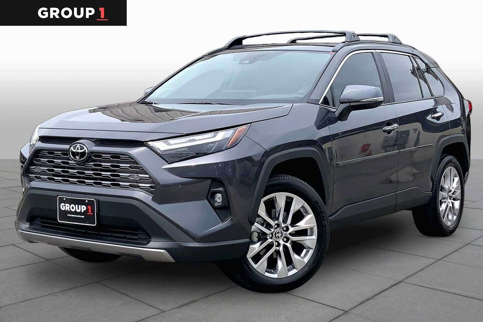 Used 2025 Toyota RAV4 Limited FWD image 1