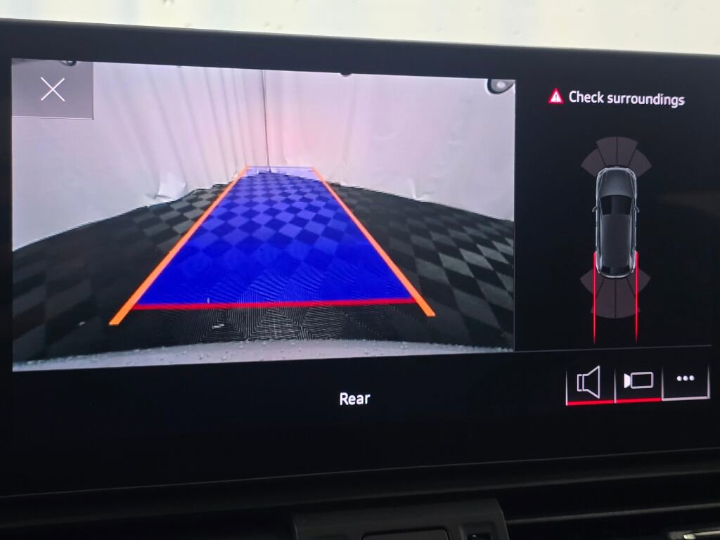 Used 2023 Audi Q5 2.0T Premium w/ Convenience Package image 45